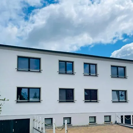 Fiete Xxl Auf Ruegen - Doppelferienhaus Fuer 16 Personen *