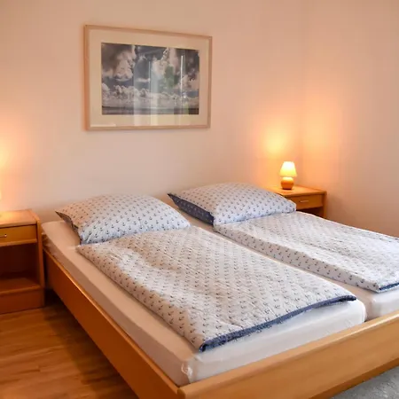 Fiete Xxl Auf Ruegen - Doppelferienhaus Fuer 16 Personen Σπίτι διακοπών *