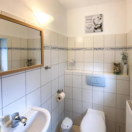 Fiete Xxl Auf Ruegen - Doppelferienhaus Fuer 16 Personen Holiday home